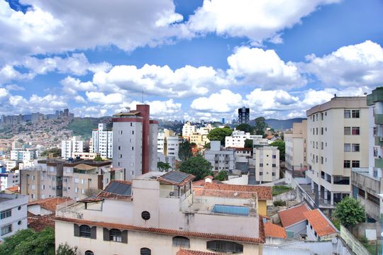 Apartamento para alugar com 3 quartos, 150m² em Jardim America, Belo Horizonte