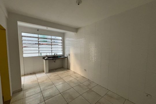 Cozinha de casa à venda com 2 quartos, 70m² em Vila Paranagua, São Paulo