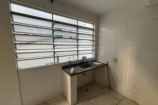 Cozinha de casa à venda com 2 quartos, 70m² em Vila Paranagua, São Paulo