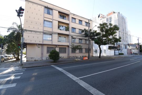 Fachada de apartamento para alugar com 4 quartos, 130m² em Centro, Curitiba