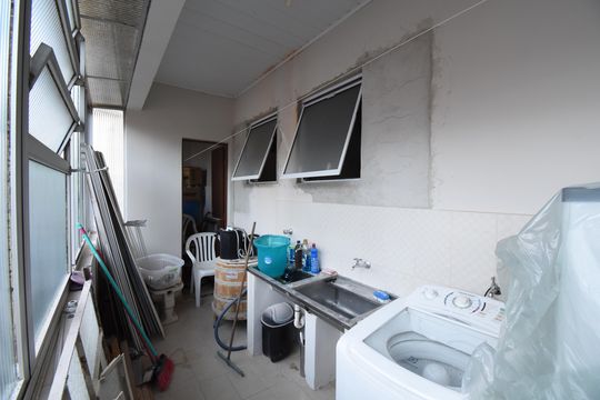 Área de Serviço de apartamento para alugar com 4 quartos, 130m² em Centro, Curitiba