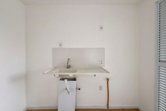 Cozinha de apartamento à venda com 2 quartos, 28m² em Santo Amaro, São Paulo