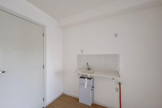 Cozinha  de apartamento à venda com 2 quartos, 28m² em Santo Amaro, São Paulo
