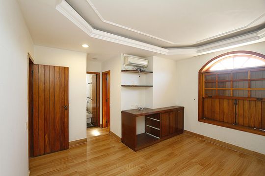 Quarto 3 - Suíte de casa à venda com 4 quartos, 294m² em Jardim America, Belo Horizonte