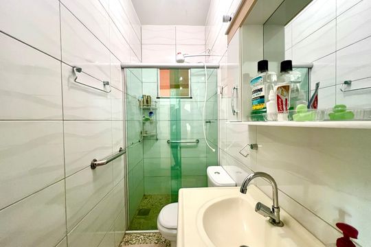 Casa à venda com 5 quartos, 400m² em Rio Branco, Belo Horizonte