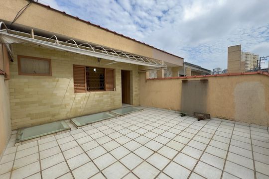 Sacada de casa à venda com 3 quartos, 133m² em Vila Zanardi, Guarulhos
