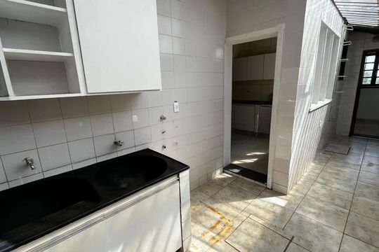 Lavanderia de casa para alugar com 3 quartos, 302m² em Santa Lúcia, Belo Horizonte
