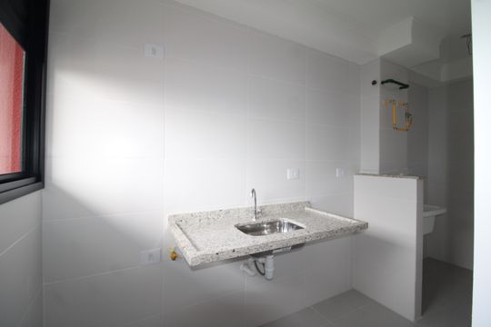 Sala / Cozinha de apartamento à venda com 2 quartos, 37m² em Vila Constança, São Paulo