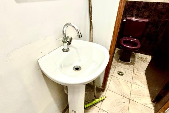 Banheiro 1 de casa à venda com 6 quartos, 420m² em Vila Ré, São Paulo
