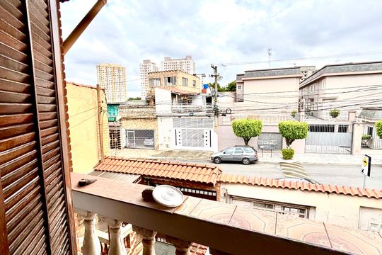 Varanda de casa à venda com 6 quartos, 420m² em Vila Ré, São Paulo