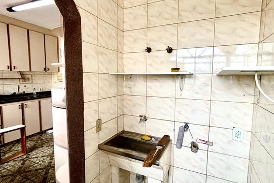 Área de serviço de casa à venda com 6 quartos, 420m² em Vila Ré, São Paulo