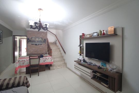 Casa à venda com 3 quartos, 126m² em Vila Represa, São Paulo