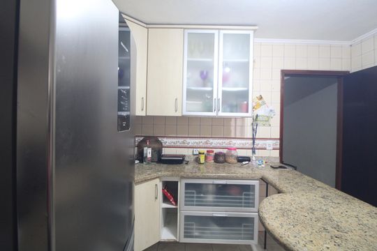 Cozinha de casa à venda com 3 quartos, 126m² em Vila Represa, São Paulo