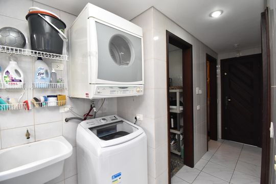 Área de Serviço de casa à venda com 5 quartos, 330m² em Vista Alegre, Curitiba