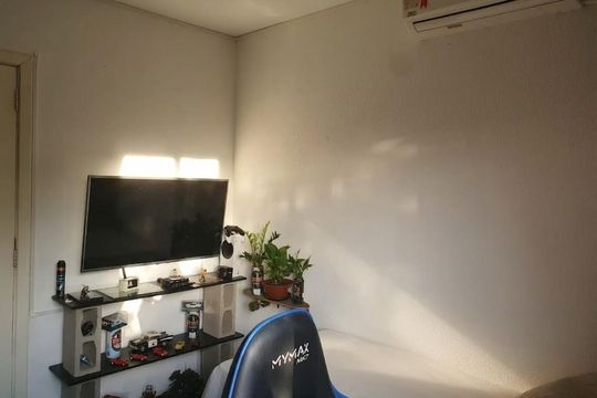 Quarto de apartamento à venda com 2 quartos, 65m² em Petrópolis, Porto Alegre