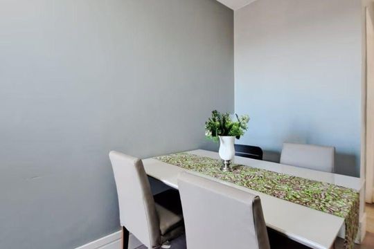Sala de apartamento à venda com 3 quartos, 63m² em São Sebastião, Porto Alegre