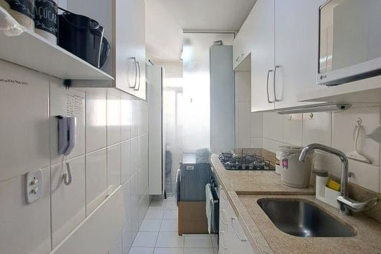 Cozinha de apartamento à venda com 3 quartos, 63m² em São Sebastião, Porto Alegre