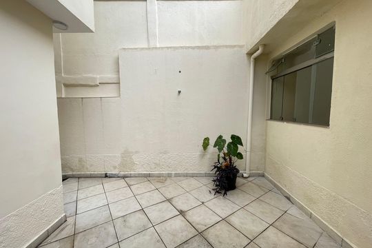 Quintal de casa à venda com 3 quartos, 121m² em Jardim Sao Jorge (raposo Tavares), São Paulo