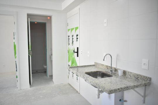 Cozinha de apartamento à venda com 2 quartos, 38m² em Chácara Inglesa, São Paulo