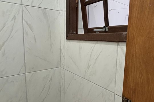 Garagem - Banheiro de casa à venda com 3 quartos, 247m² em Parque Gerassi, Santo André