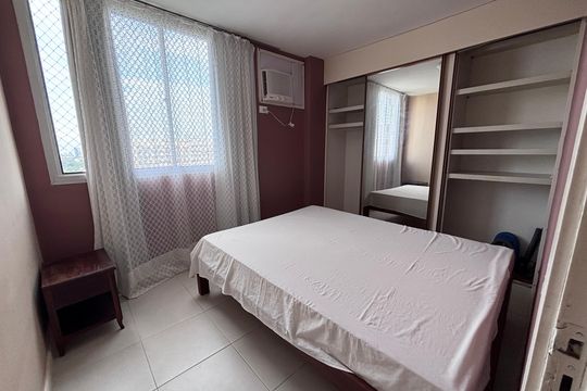Quarto 1 de apartamento para alugar com 2 quartos, 57m² em Barra da Tijuca, Rio de Janeiro