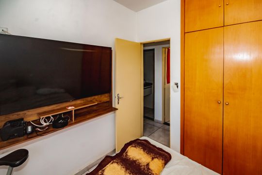 Apartamento à venda com 2 quartos, 60m² em Serrano, Belo Horizonte
