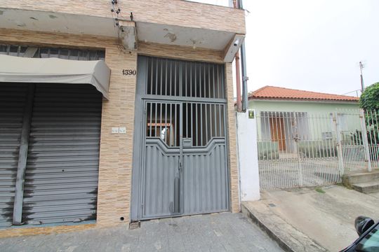 fachada de casa para alugar com 1 quarto, 37m² em Vila Ré, São Paulo