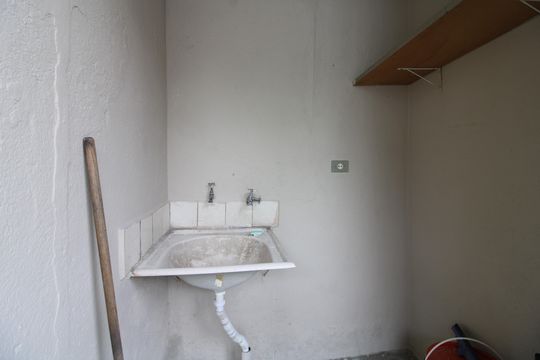 Área de Serviço de casa para alugar com 1 quarto, 37m² em Vila Ré, São Paulo