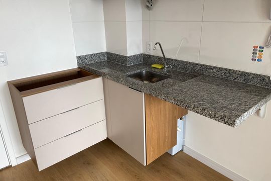 Cozinha de apartamento para alugar com 1 quarto, 33m² em Butantã, São Paulo