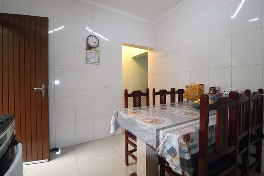 Cozinha de casa à venda com 2 quartos, 107m² em Vila Scarpelli, Santo André