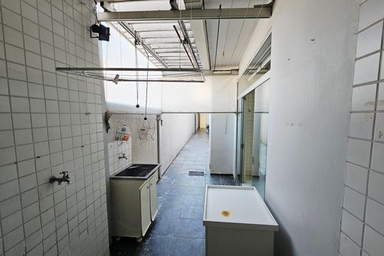Área de serviço de casa à venda com 4 quartos, 174m² em Vila Isolina Mazzei, São Paulo