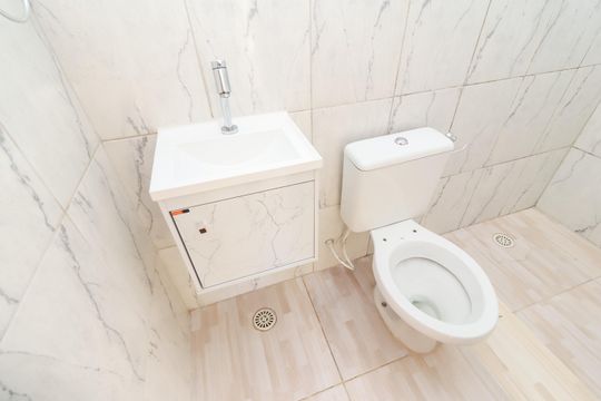 Banheiro da Suíte 1 de casa à venda com 2 quartos, 80m² em Vila Santa Cruz (zona Leste), São Paulo