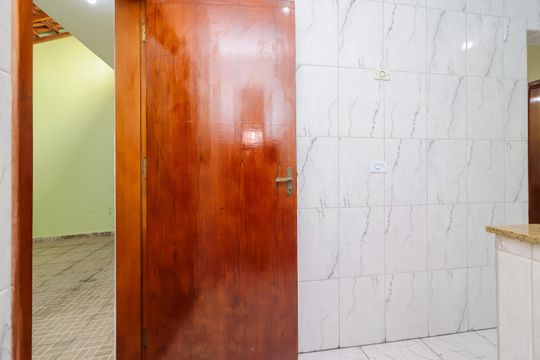Área de Serviço de casa à venda com 2 quartos, 80m² em Vila Santa Cruz (zona Leste), São Paulo