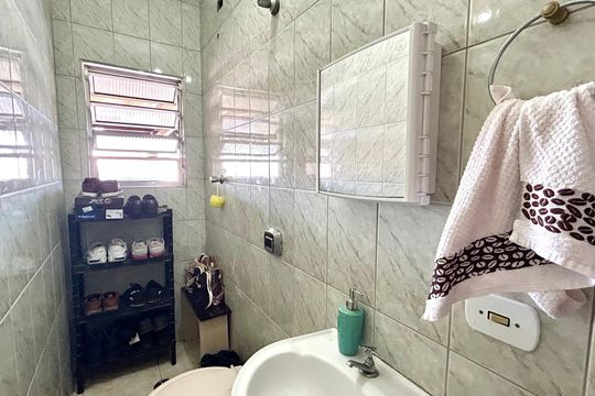 Banheiro da Suíte de casa à venda com 3 quartos, 235m² em Jardim Valeria, Guarulhos