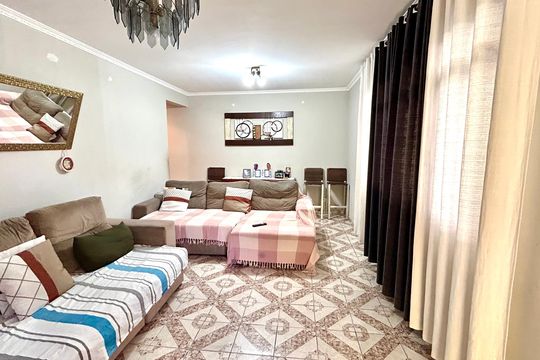 Casa à venda com 3 quartos, 235m² em Jardim Valeria, Guarulhos