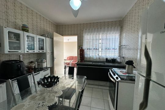Cozinha de casa à venda com 2 quartos, 147m² em Jardim Sao Pedro, Barueri