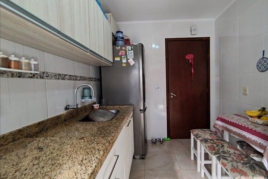 Cozinha de apartamento à venda com 2 quartos, 78m² em Higienópolis, Porto Alegre