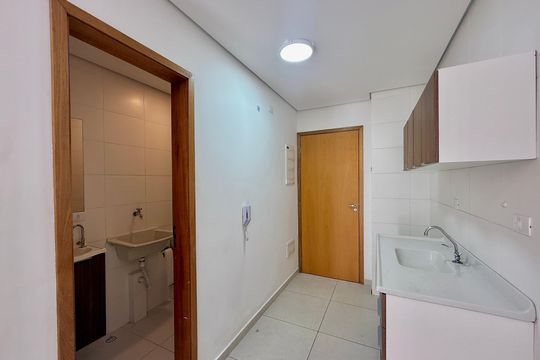 Cozinha de kitnet/studio à venda com 1 quarto, 30m² em Jardim Sabara, São Paulo