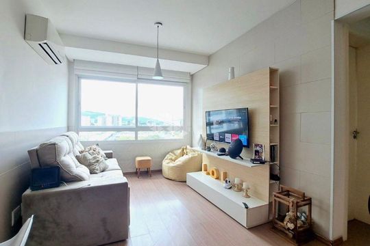 Apartamento à venda com 2 quartos, 59m² em Partenon, Porto Alegre