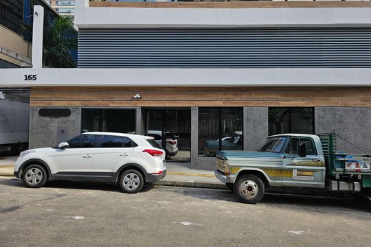 Fachada de apartamento para alugar com 1 quarto, 26m² em Barra Funda, São Paulo