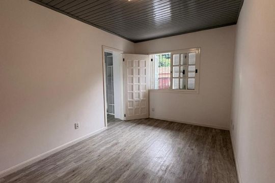 Quarto 3 de casa à venda com 3 quartos, 170m² em Nonoai, Porto Alegre