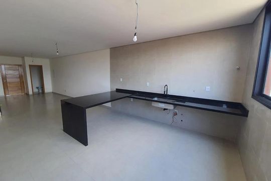 Casa à venda com 3 quartos, 170m² em Nossa Senhora do O, São Paulo