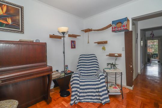 Sala de apartamento à venda com 3 quartos, 129m² em Santa Cecília, Porto Alegre