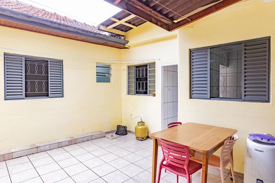 Quintal de casa à venda com 4 quartos, 150m² em Vila Brasilio Machado, São Paulo