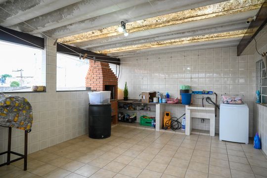Varanda / Area de Serviço de casa à venda com 2 quartos, 150m² em Vila das Merces, São Paulo
