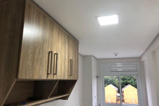 Cozinha de apartamento à venda com 2 quartos, 50m² em Ipanema, Porto Alegre