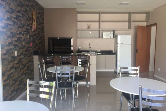 Área externa de apartamento à venda com 2 quartos, 50m² em Ipanema, Porto Alegre