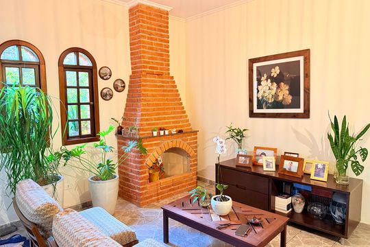 Casa para alugar com 3 quartos, 220m² em Vila Sao Francisco (zona Sul), São Paulo