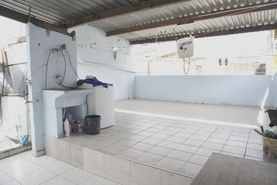 Casa à venda com 5 quartos, 180m² em Parque Guarani, São Paulo
