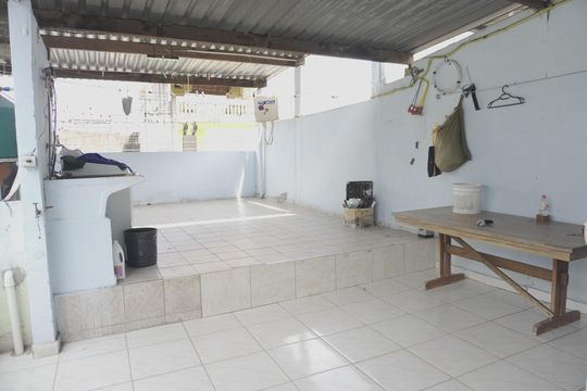 Casa à venda com 5 quartos, 180m² em Parque Guarani, São Paulo
